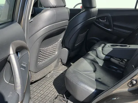 Toyota RAV4 2.0 4WD CVT — фото 15