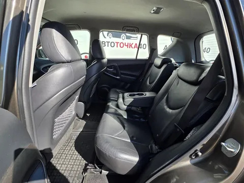 Toyota RAV4 2.0 4WD CVT — фото 16